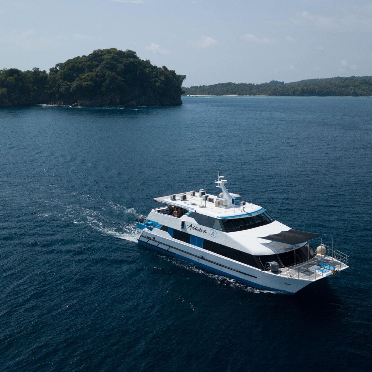 MV Addiction | AWAVE Travel