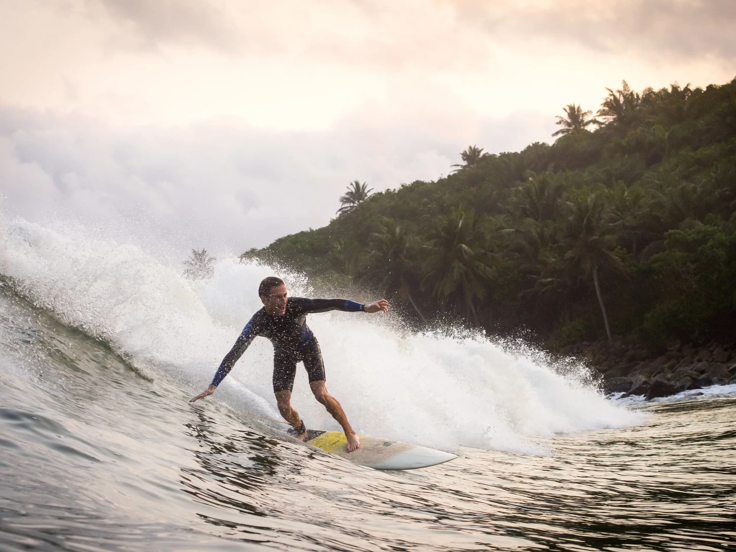 Ahanta Waves photo 6