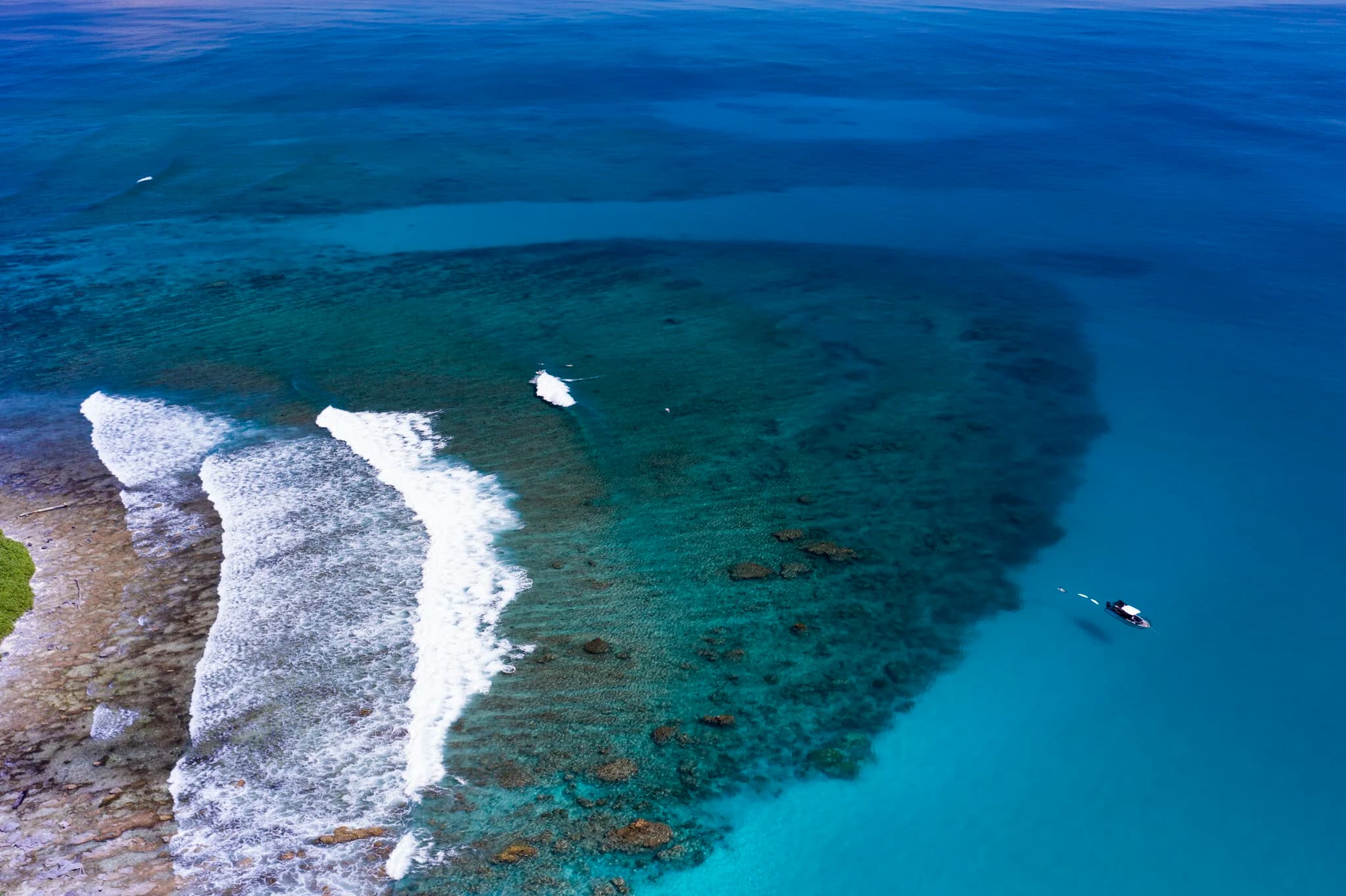 Aura Surf Resort photo 2