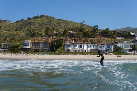 Malibu Surfing School photo 3